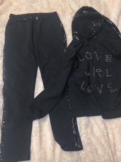 Спортивный костюм