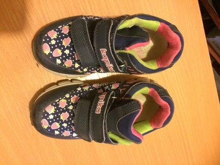 Кроссовки дев, Капика, 25