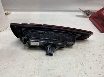 Фонарь правый в крышку багажника Mercedes X167 GLS