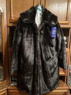 Шуба из искусственного меха