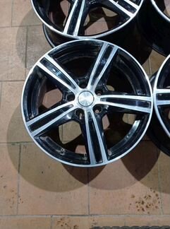 Диски бу литые R17 LU на Mercedes Audi