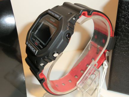 Casio DW-5600HR-1E новые