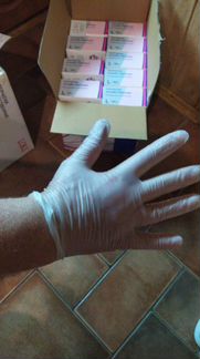 Перчатки виниловые