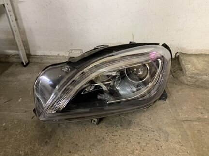 Фара левая Mercedes W166 ML w 166 мл