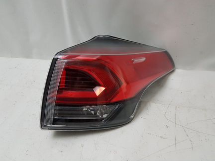 Фонарь правый Toyota Rav4 40