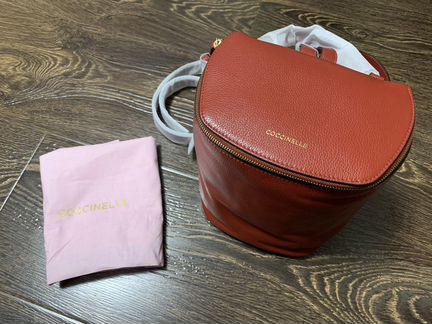 Рюкзак coccinelle новый