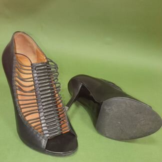 Босоножки- туфли givenchy