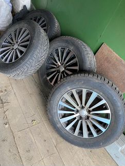 Колеса зимние в сборе Nokian 235/65R17