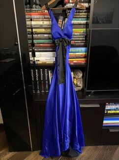 Платье вечернее