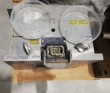 Пресс-форма для литья корпуса банки 200мл