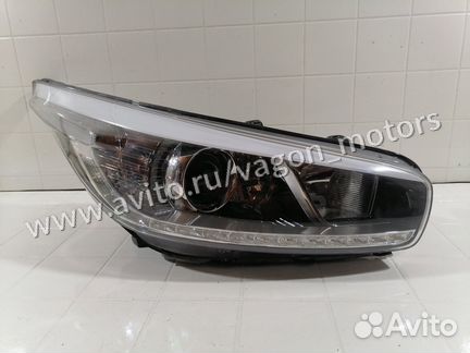 Фара галоген передняя правая Kia Ceed 2 JD