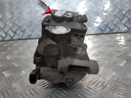 Компрессор кондиционера Volkswagen Amarok 2.0