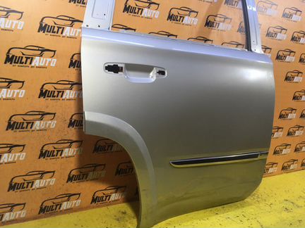 Дверь задняя правая Chevrolet Tahoe 4 2014-2020