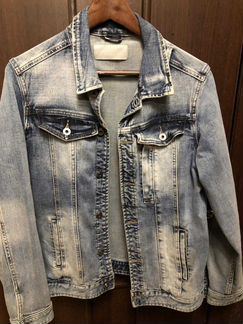 Куртка джинсовую р. 46-48