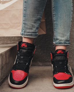 Nike Air Jordan красные