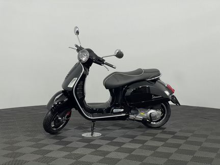 Vespa GTS Super 300