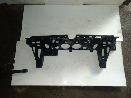 Среднее крепление заднего бампера BMW X5 F15