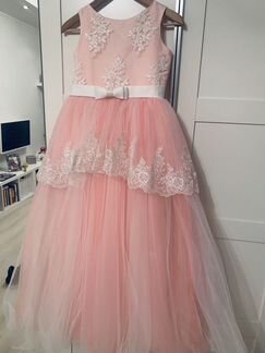 Платье для девочки новое