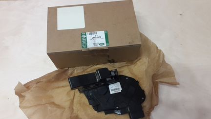 Замок двери Discovеry 3 LR011275