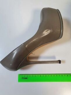 Туфли Yves Saint Laurent, 40,5 р