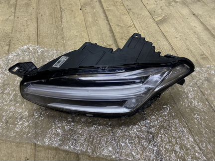 Фара левая Volvo XC90 Вольво XC90 led