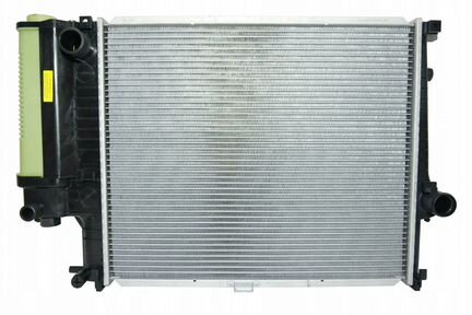 Радиатор охлаждения бмв BMW