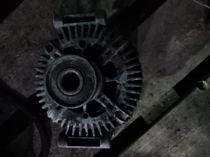 Генератор 180 Ампер Mercedes Sprinter 906 OM 642