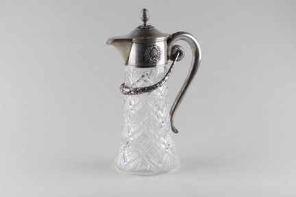 Графин. Лорие. Россия