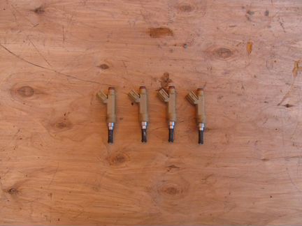 Форсунка Toyota 1ZR 2ZR 3ZR Prius Auris RAV4