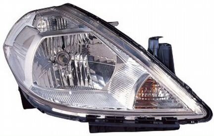 Фара правая Nissan Tiida