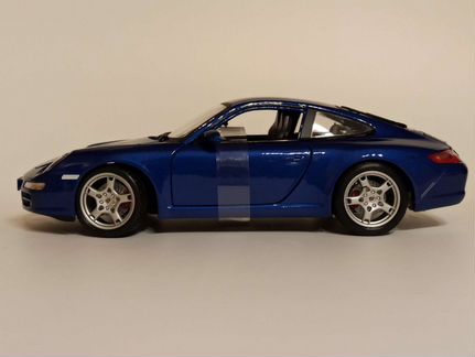Porsche 911 Carrera S (997) Maisto 1:18