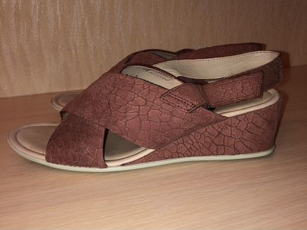 Босоножки ecco