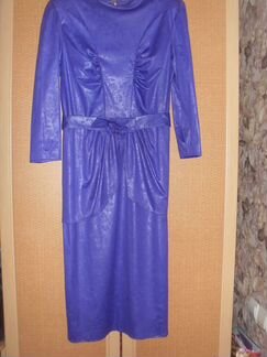 Платье нарядное, цвет- насыщенный фиолетовый