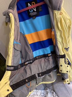 Куртка для сноуборда женская