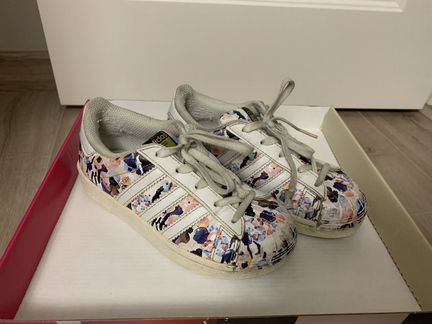 Кроссовки adidas