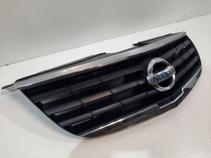 Решетка радиатора передняя Nissan Almera B10