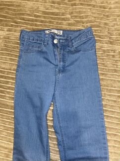 Джинсы на высокой талии