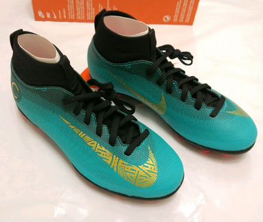 Новые детские футбольные бутсы Nike 35 размер