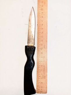 Самодельный нож-заточка,изъятый в Можайской колони
