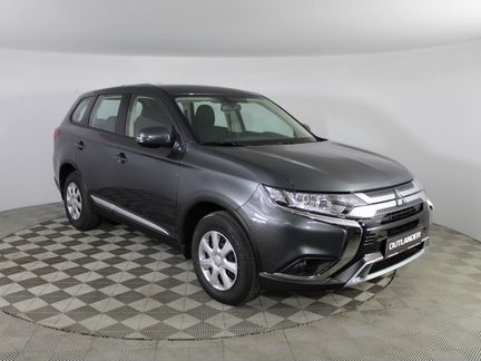 Mitsubishi Outlander 2.0 CVT, 2020