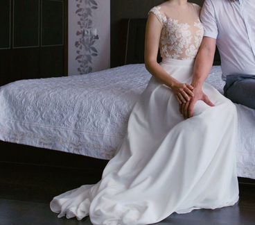 Свадебное платье (40-42)