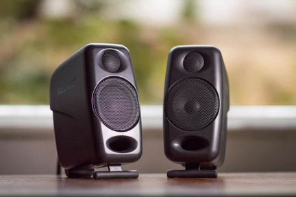 IK multimedia iLoud Micro Студийные мониторы