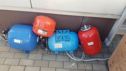 Б/У расширительный бак системы водоснабжения