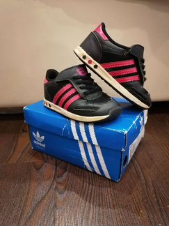 Кроссовки для девочки Adidas 22р