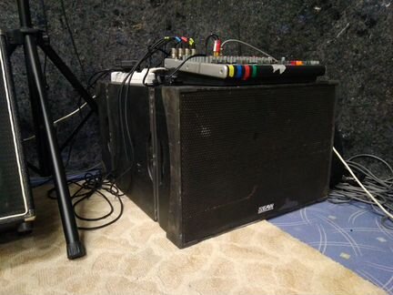 EAW NTS22 Активный сабвуфер