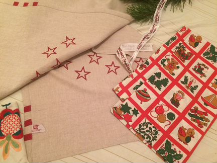 Новогодняя скатерть и мешок для подарков