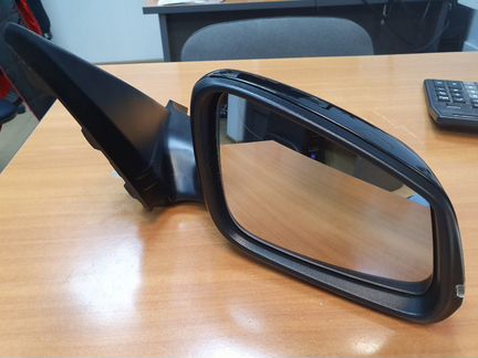 Зеркало правое BMW F20 17г