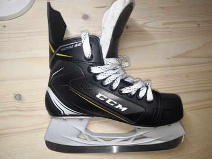 Коньки хоккейные детские размер 37 (CCM 9040 SE)