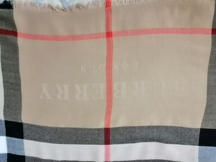 Палантин Burberry