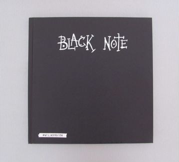 Альбом для рисования с черными листами